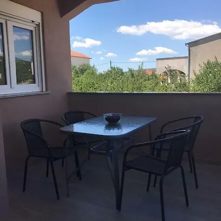 Lavanda Διαμέρισμα Maslenica